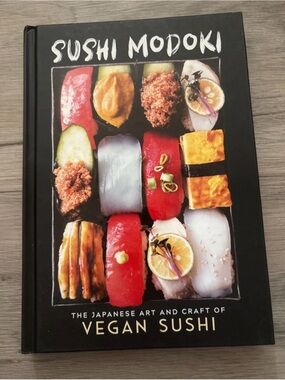 Sushi Modoki Vegan Sushi Cookbook - Black Cover